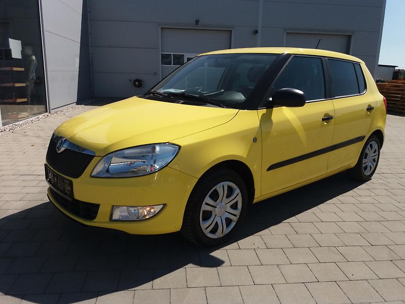 Škoda Fabia 1.2TSi,63kW,ESP,KLIMA,1.MAJIT! - fotka 1 z 21