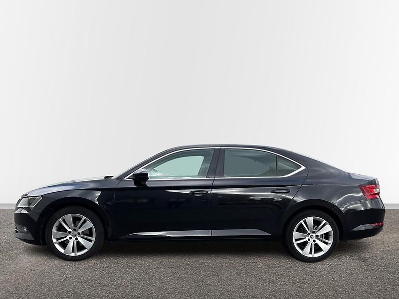 Škoda Superb STYLE DSG - fotka 3 z 25