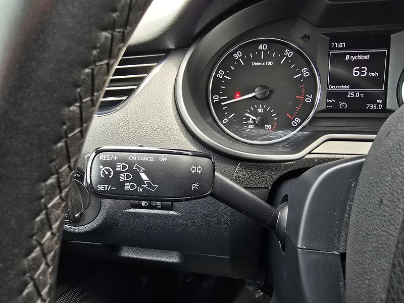 Škoda Octavia 1.4TSI BOHATÁ VÝBAVA 1Majitel - fotka 19 z 19