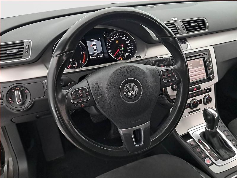 Volkswagen Passat (2013) 2.0 TDI, Automat, Tempomat - fotka 20 z 20