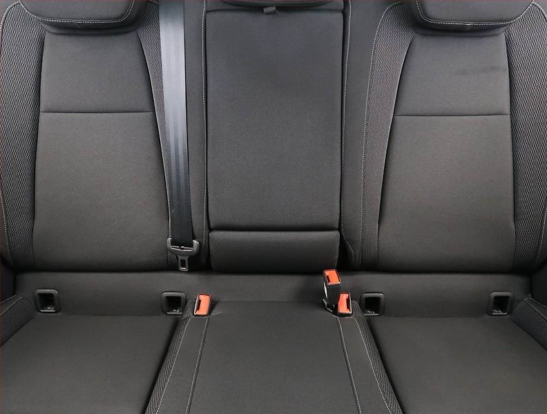 Škoda Karoq (2023) 2.0 TDI, digi klima - fotka 10 z 25