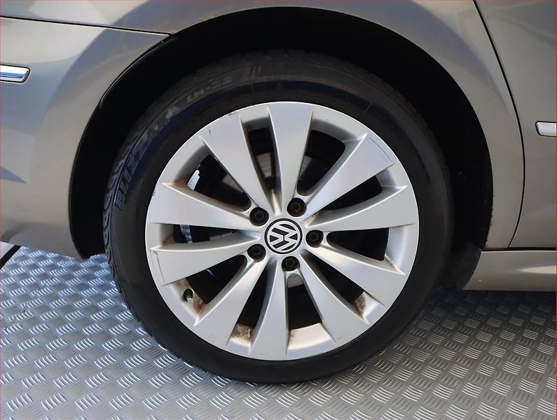 Volkswagen Passat CC (2012) 2.0 TDI, Automat, Xenony - fotka 15 z 19