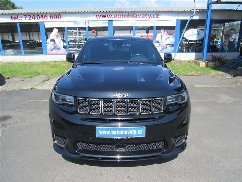Jeep Grand Cherokee 6,2 V8 HEMI Trackhawk 527kW - fotka 2 z 37