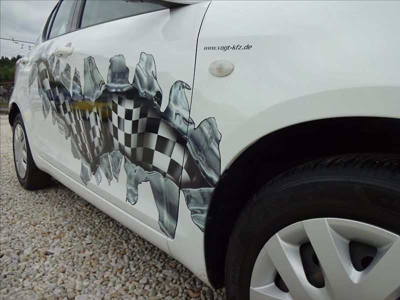 Suzuki Swift 1.2i16V NOVÉ ROZVODY - fotka 9 z 47