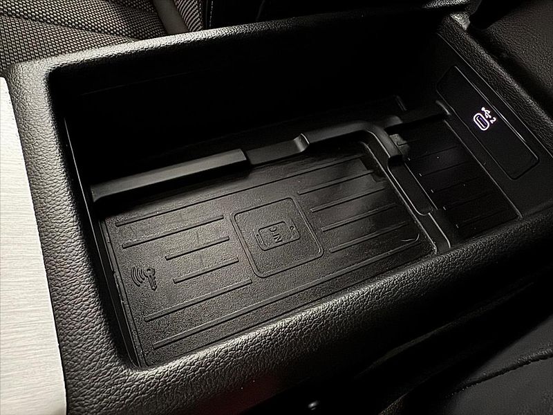 Audi A4 40TFSI Q S-LINE NEZ-TOP MATRIX - fotka 32 z 47