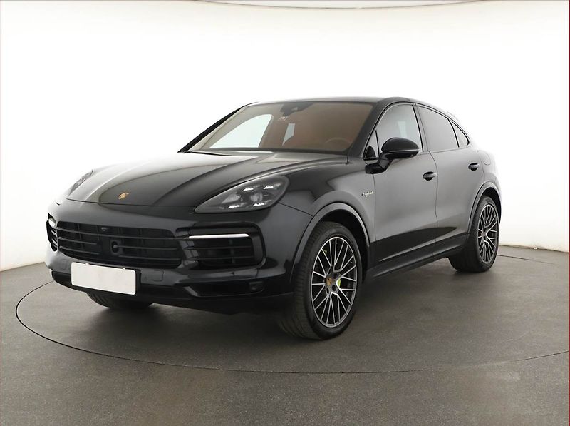Porsche Cayenne (2020) E-Hybrid - fotka 2 z 22