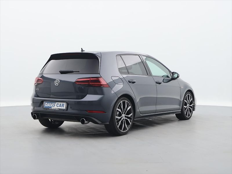 Volkswagen Golf 2,0 TSI GTI 169kW DSG Matrix - fotka 7 z 28