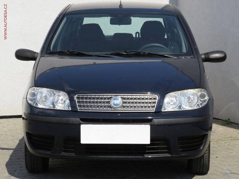 Fiat Punto (2008) 1.2i, ČR - fotka 2 z 3
