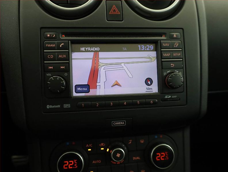 Nissan Qashqai (2013) 1.6, ČR,1.maj, Serv.kniha - fotka 11 z 15