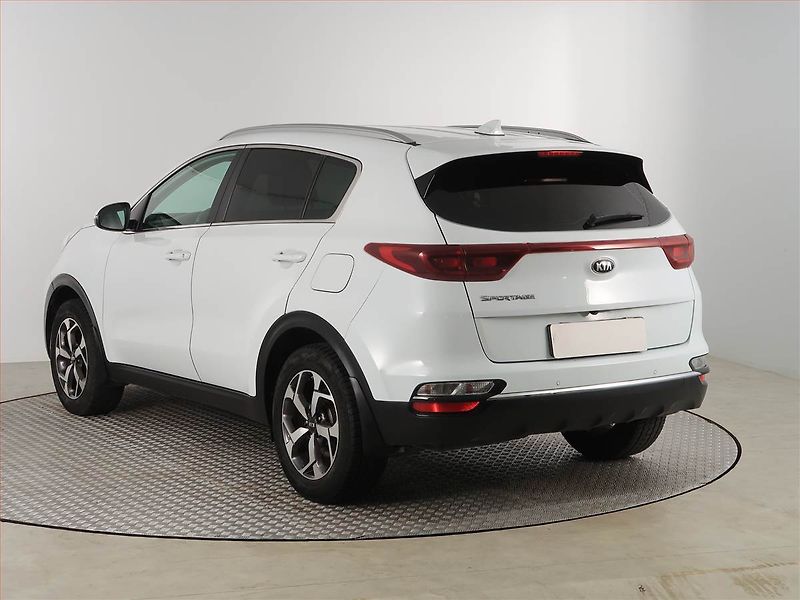 Kia Sportage (2021) Gold 1.6 CRDi, Serv.kniha - fotka 4 z 17