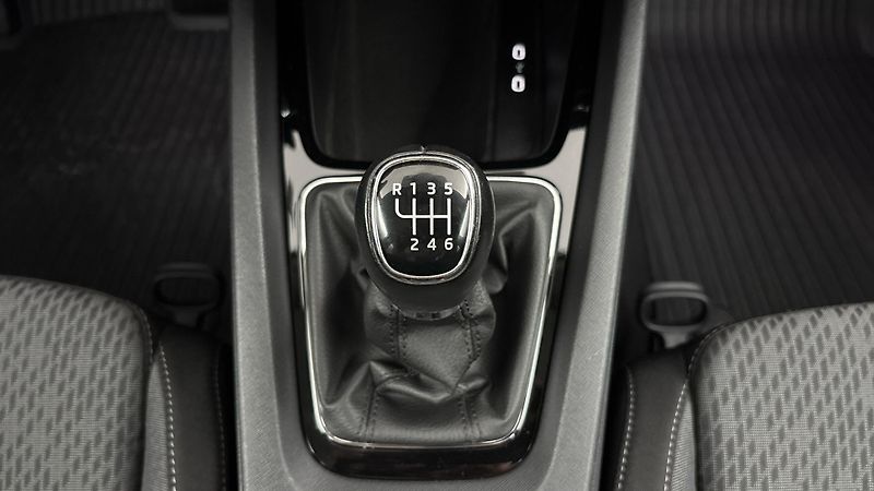Škoda Octavia 1.0 TSI Style - fotka 22 z 25