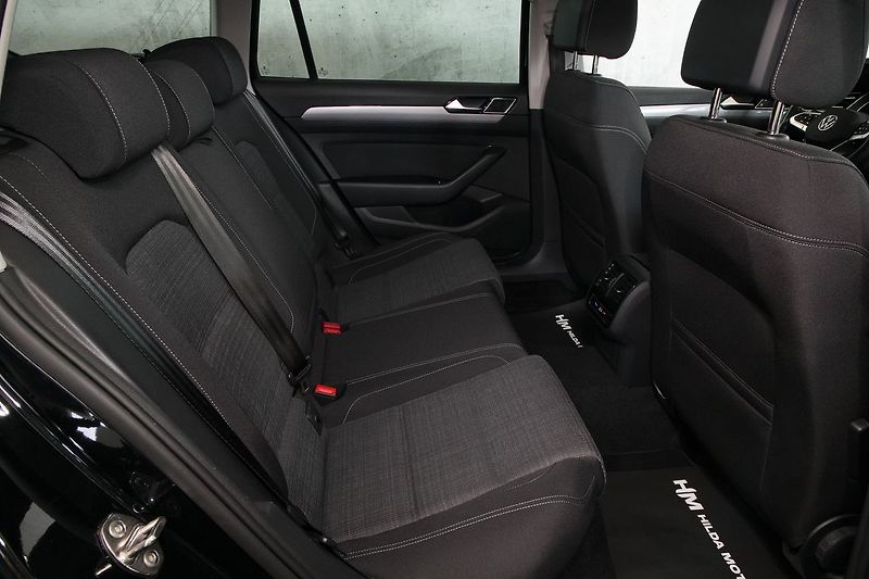 Volkswagen Passat 2.0TDI 110kW DSG ACC Pano Tažn - fotka 11 z 27