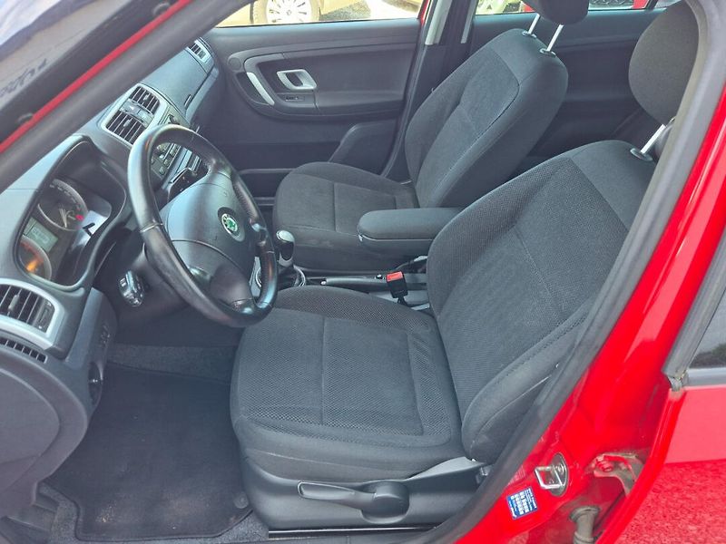 Škoda Fabia (2008) 1.9 TDI ROZVODY TOP - fotka 17 z 35