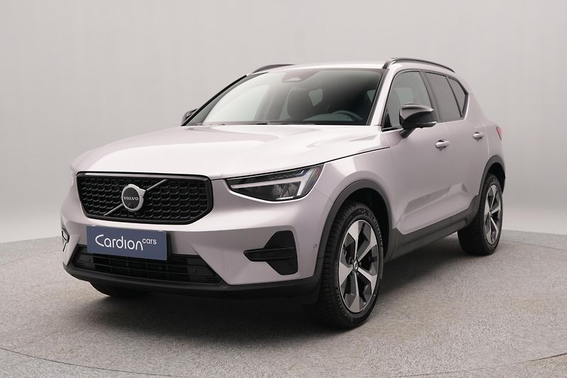 Volvo XC40 (2026) B3 AUT DARK PLUS - fotografie inzerátu