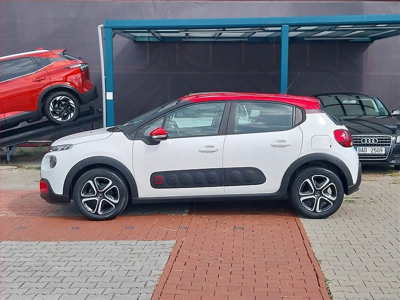 Citroën C3 (2019) 1.2 PureTech, ČR,1.maj - fotka 3 z 12