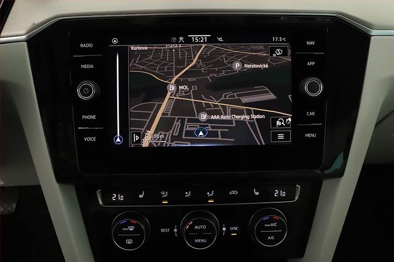 Volkswagen Passat (2020) Elegance 2.0 TDI, ČR,1.maj - fotka 10 z 17