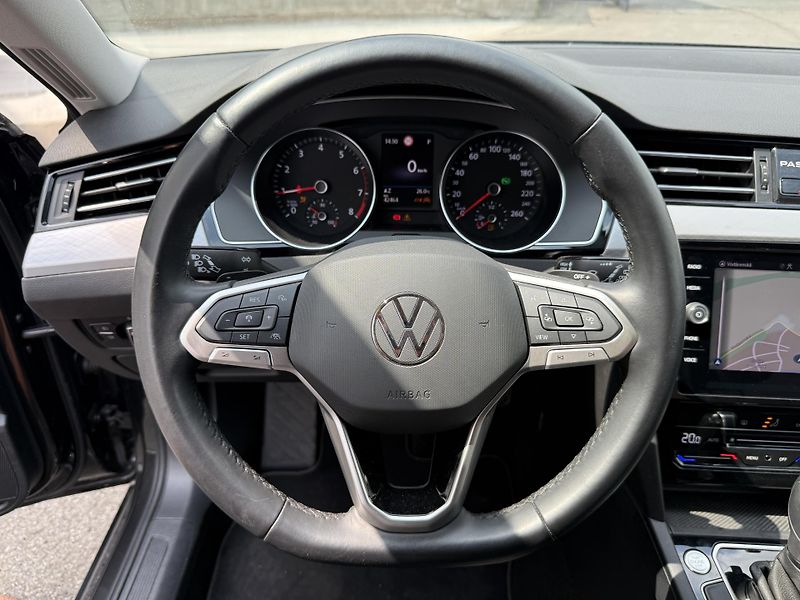 Volkswagen Passat Variant 1.5 TSI 110 kW - fotka 17 z 26