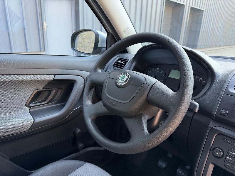 Škoda Fabia 1,2 TSI NOVÉ ROZVODY - fotka 20 z 36
