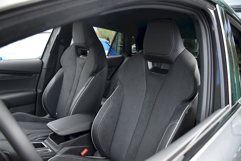 Škoda Elroq (2026) Sportline 85 - fotka 31 z 35