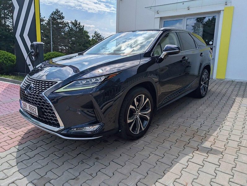 Lexus RX 450h (2021) L 4x4 Executive - fotka 1 z 22