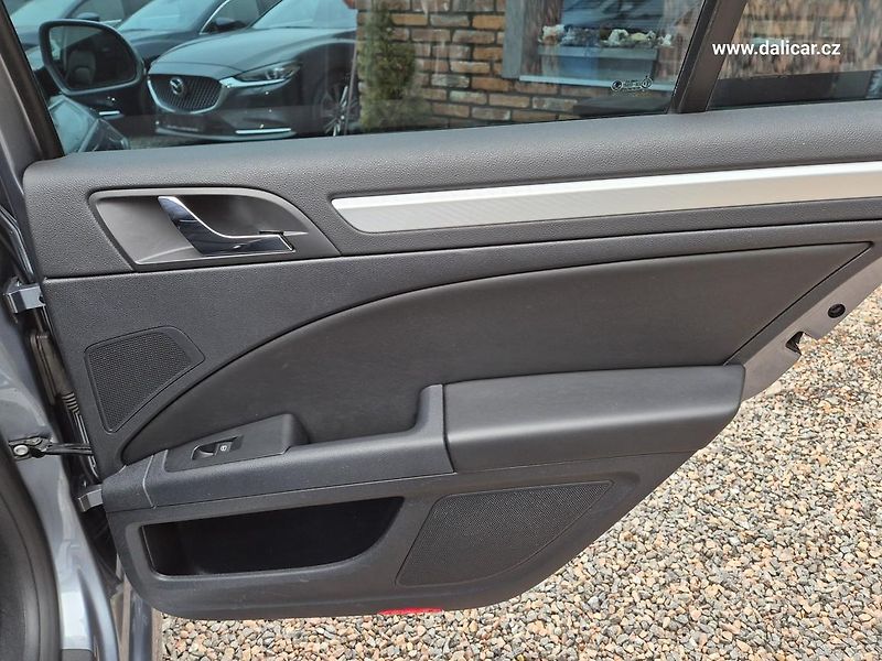 Škoda Superb (2012) 2.0TDi 125KW ELEGANCE XENON - fotka 44 z 50