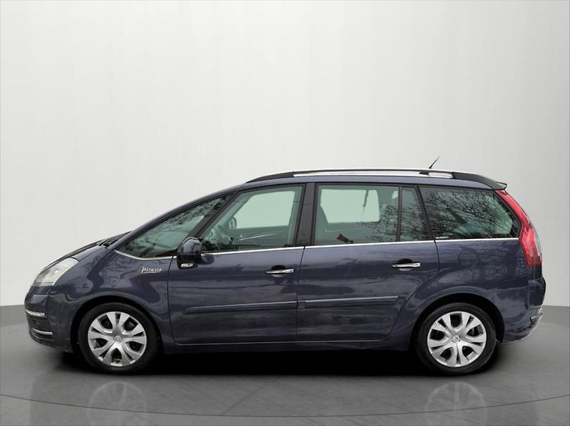 Citroën C4 Picasso 2,0 HDi 120 KW 7 míst DPH - fotka 4 z 26