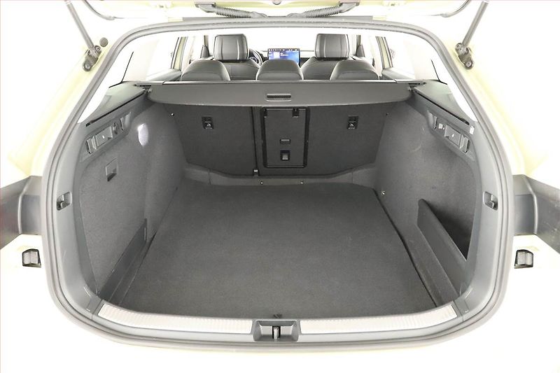 Škoda Superb (2024) 2.0 TDI - fotka 11 z 25