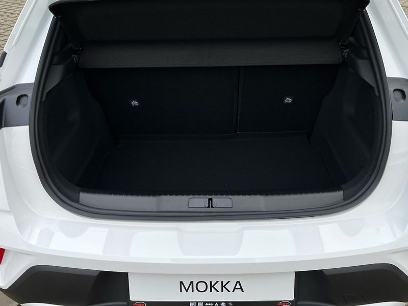 Opel Mokka (2026) HIT 1.2T (100kW/136k) MT6 - fotka 8 z 19