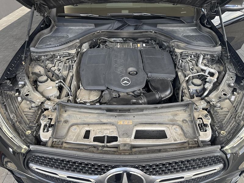 Mercedes-Benz GLC (2022) GLC 220d 4MATIC - fotka 17 z 50