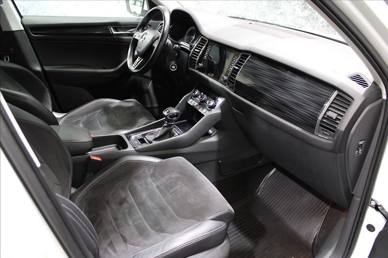 Škoda Kodiaq 2,0 TDI DSG 4x4 Style - fotka 12 z 35