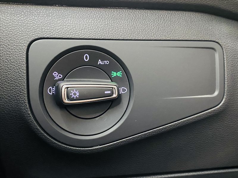 Volkswagen Tiguan Allspace 2,0 TSI DSG 140kW 4x4 - fotka 13 z 24