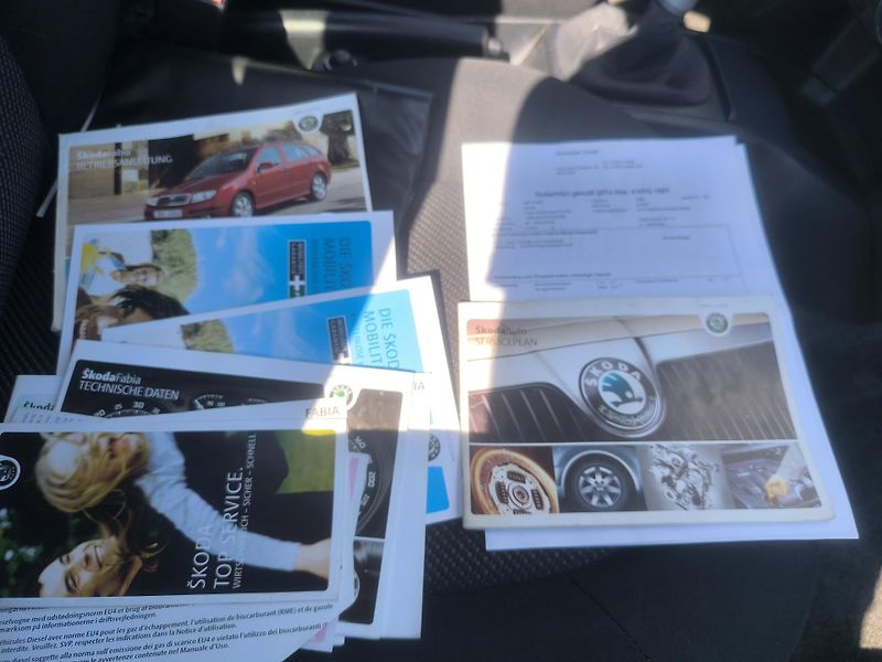 Škoda Fabia 1,9TDI,125T.KM,SERVISKA,VÝBAVA - fotka 10 z 24