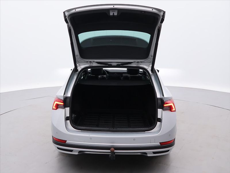 Škoda Octavia Scout 2.0 TDI 147kW 4x4 DSG CZ - fotka 9 z 28