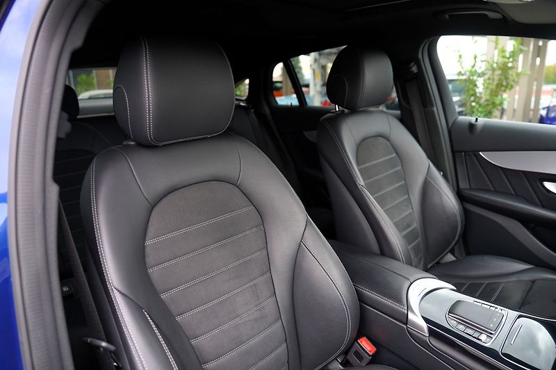 Mercedes-Benz GLC 300 de 4Matic Coupe AMG,ČR - fotka 28 z 45
