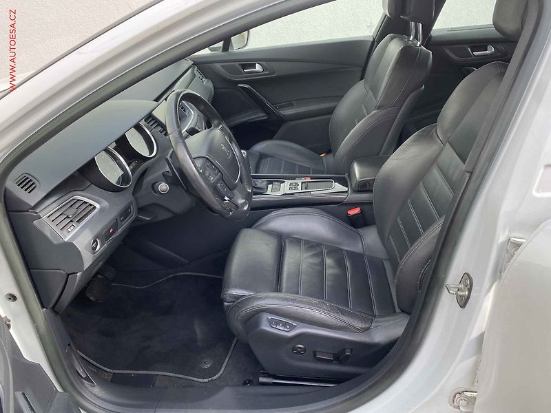 Peugeot 508 (2014) 2.0 HDi, Allure, AT, LED, TZ - fotka 9 z 18