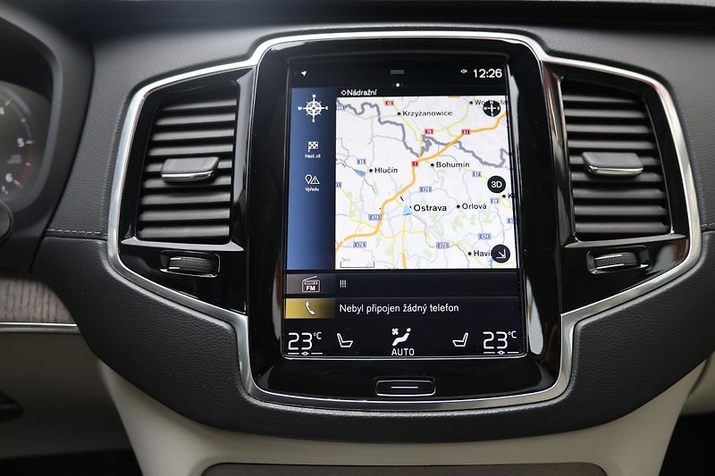 Volvo XC90 (2022) Inscription, B5 AWD - fotka 16 z 26