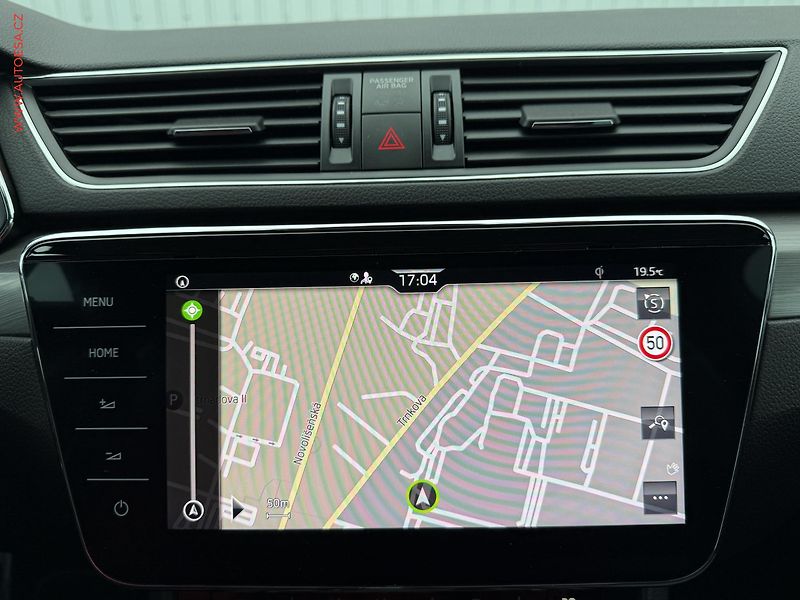 Škoda Superb (2021) 2.0 TDi, Style, DSG, LED - fotka 15 z 21