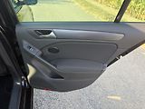 Volkswagen Golf (2011) VI 1,4i16V STYLE 1 MAJITEL - náhled 31
