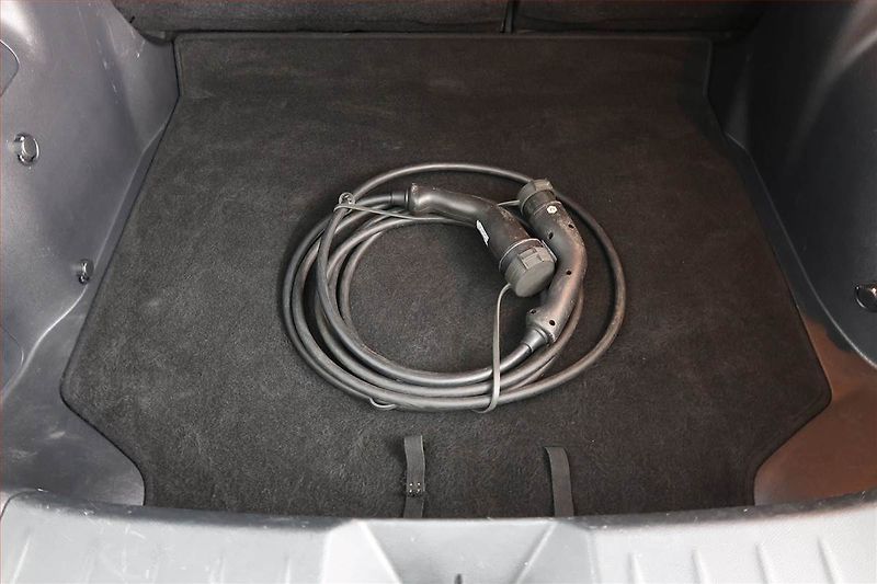 Nissan Leaf (2022) 40 kWh, SoH 89%, Automat - fotka 18 z 18