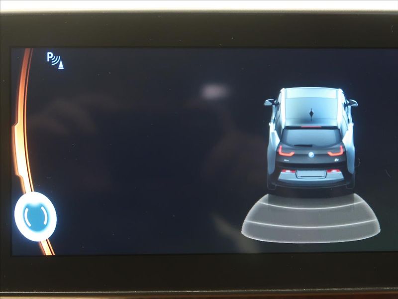 BMW i3 0,7 REX 60AH 125KW - fotka 26 z 32