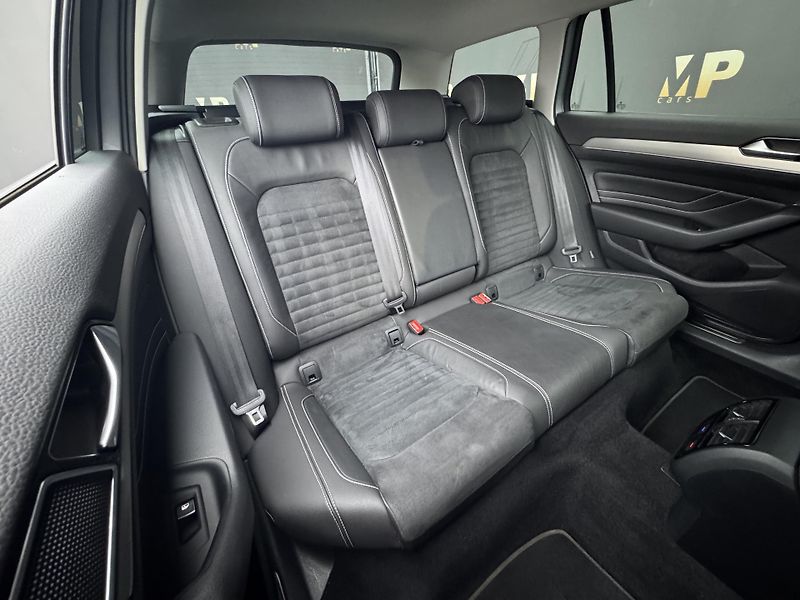 Volkswagen Passat (2020) 1.5TSi DSG Elegance, ČR, 360° - fotka 18 z 46