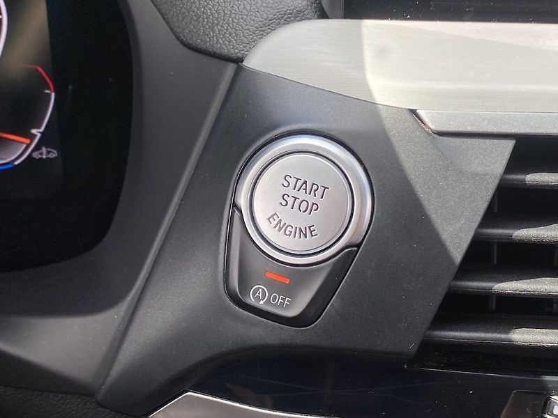 BMW X3 30D xDrive, automat, 2x kola - fotka 28 z 39