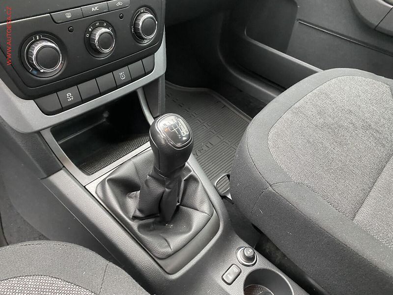 Škoda Yeti (2014) 1.2 TSI, ČR, Active - fotka 15 z 16