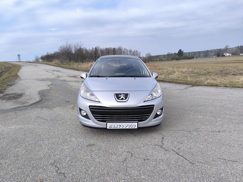 Peugeot 207 1.4  1.MAJITEL, DOLOŽENÉ KM - fotka 2 z 25