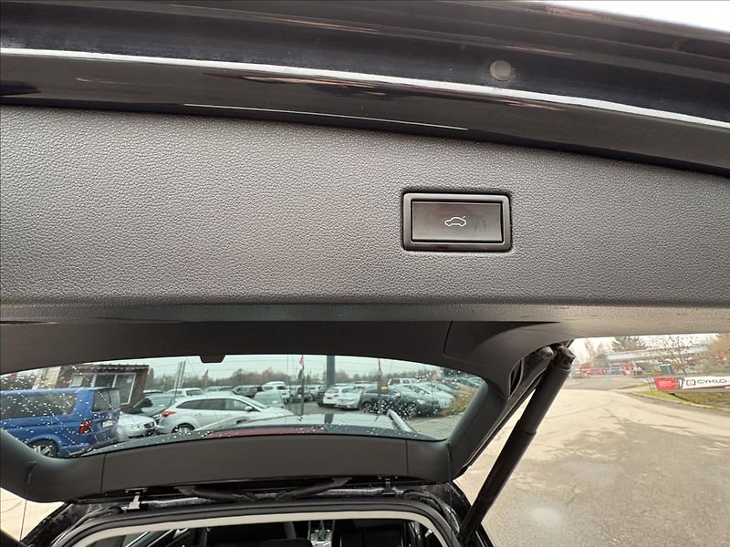 Volkswagen Tiguan 2,0 TDi 140kW 4M,Led,ACC,Highl - fotka 36 z 41