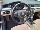 Škoda Superb (2012) 2.0TDi, DSG, bixenon - náhled 14