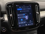 Volvo XC40 B3 PLUS BLACK EDITION AUT CZ - náhled 38