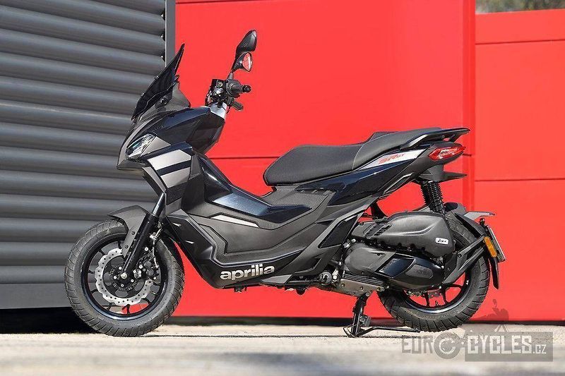 Aprilia SR GT 125 (2026) 0% navýšení úvěru - fotka 6 z 7