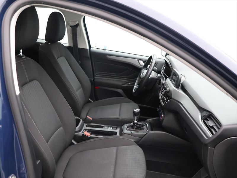 Ford Focus 1,5 EcoBlue 70kW Trend kombi - fotka 12 z 28
