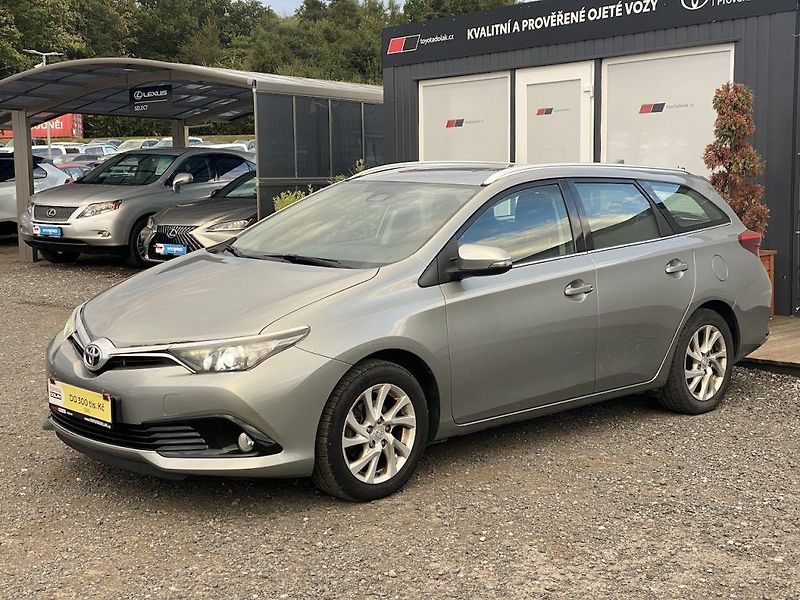 Toyota Auris 1.6i, ČR, Active, záruka - fotka 4 z 26